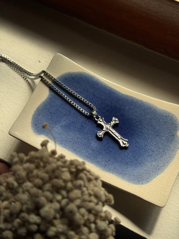 Cross stainless steel medium square box chain necklace