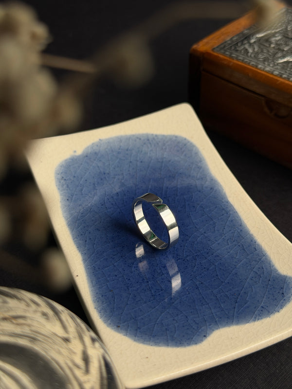 Plain adjustable stainless steel ring