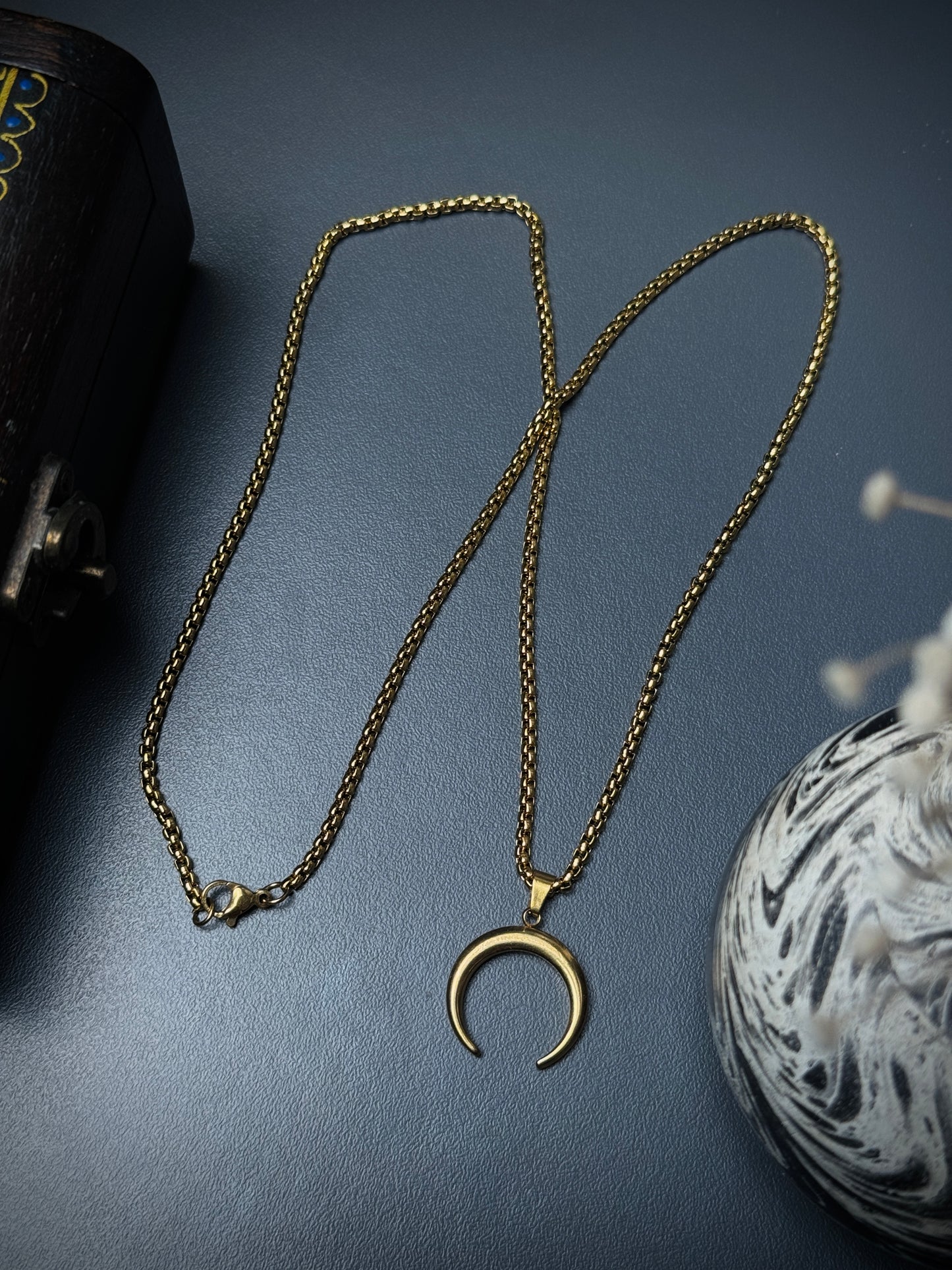 Moon 18k gold plated stainless steel chain