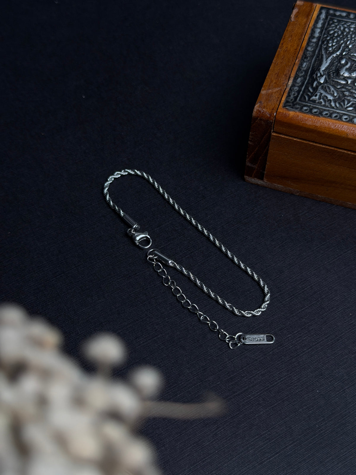 Stainless steel twisted rope type adjustable bracelet