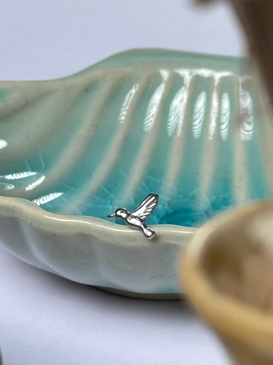 Humming bird stud