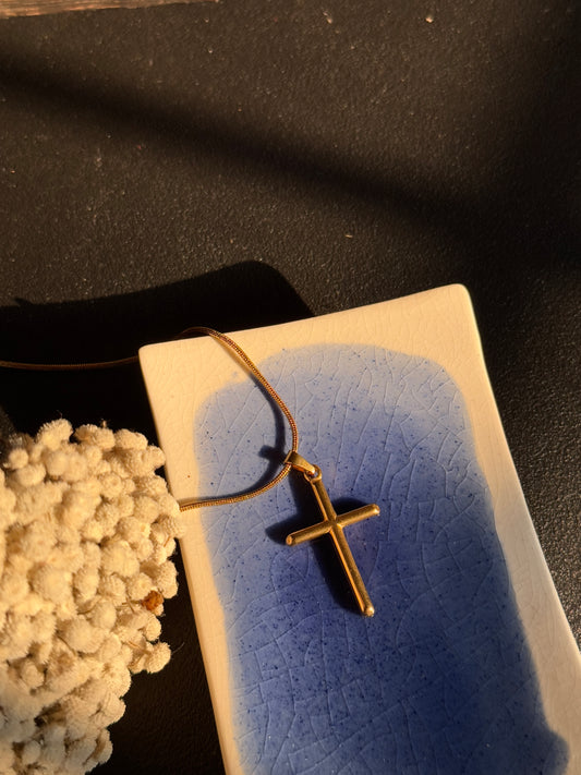 Plain Cross 18k gold plated stainless necklace  with 55 cm fixed size