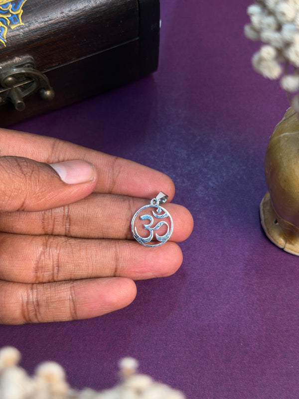 Aum stainless steel pendant with hook