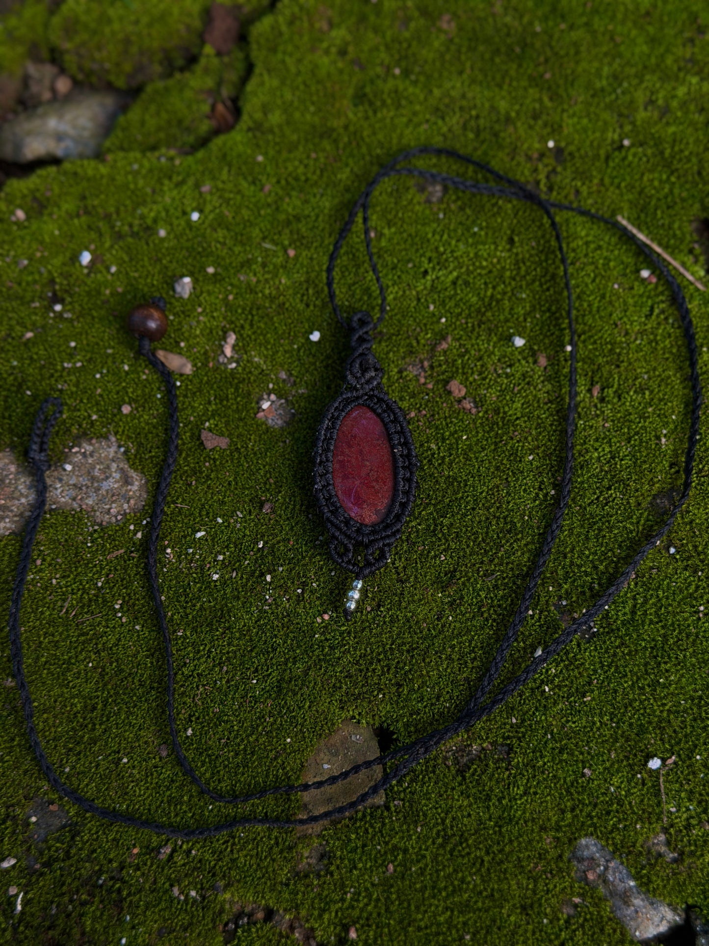 Natural macrame stone collection