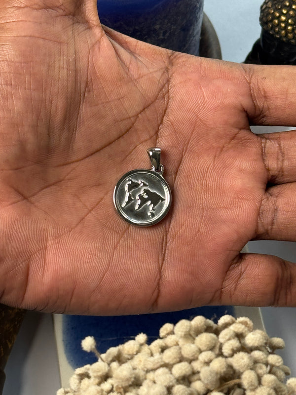 World map stainless steel silver pendant with hook
