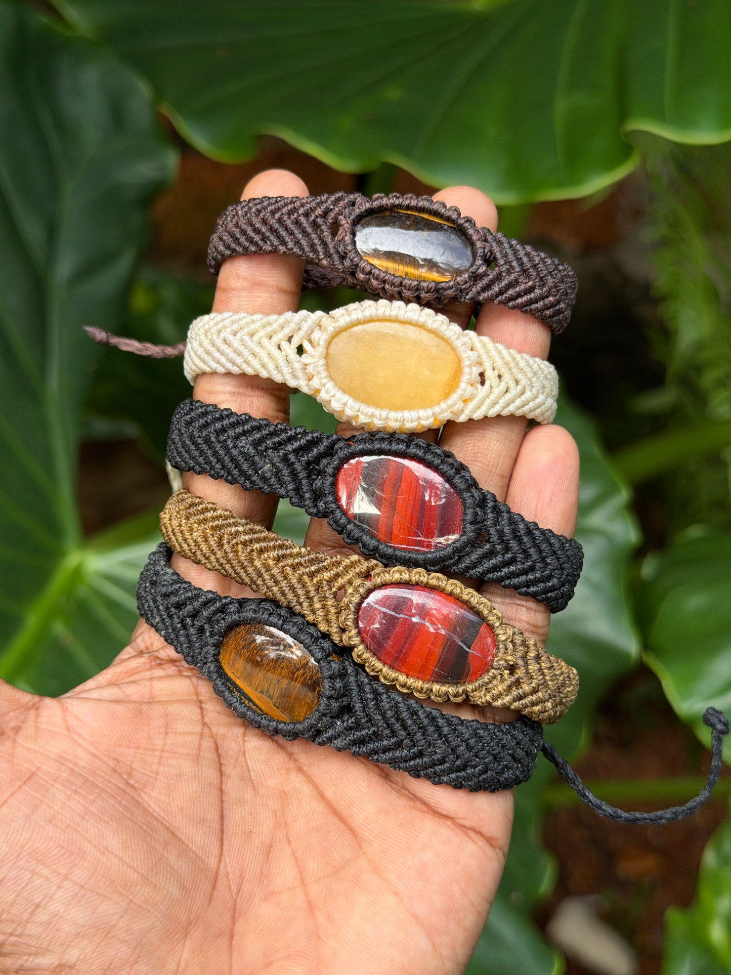 Tiger eye stone macrame adjustable bracelet