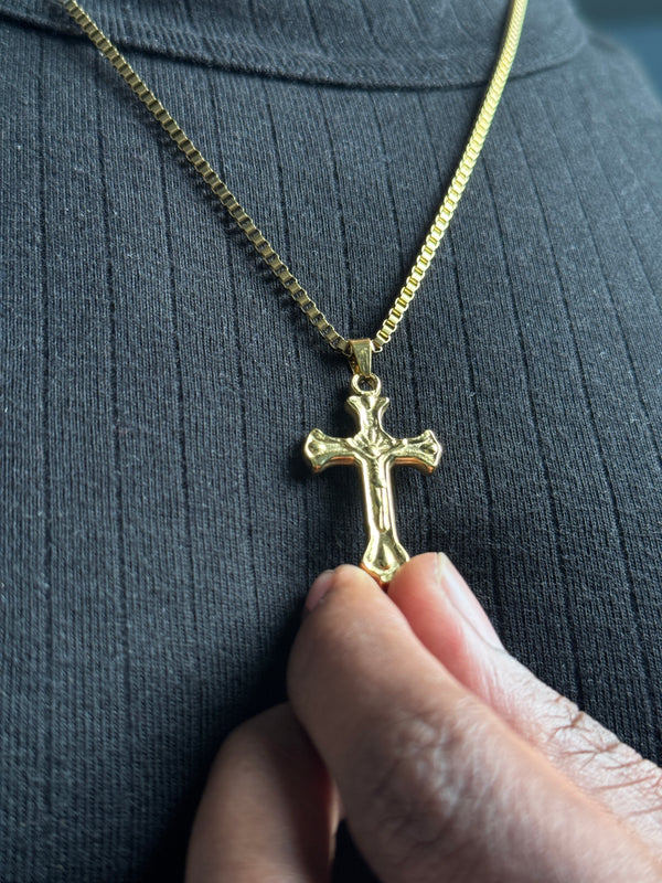 Cross medium size 18k gold plated with square box chain