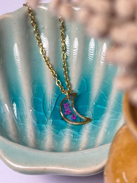 Queen annes lace moon shape 18k gold plated necklace