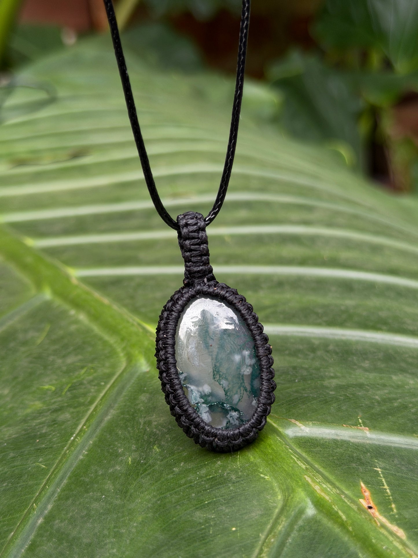 Moss agate macrame stone necklace