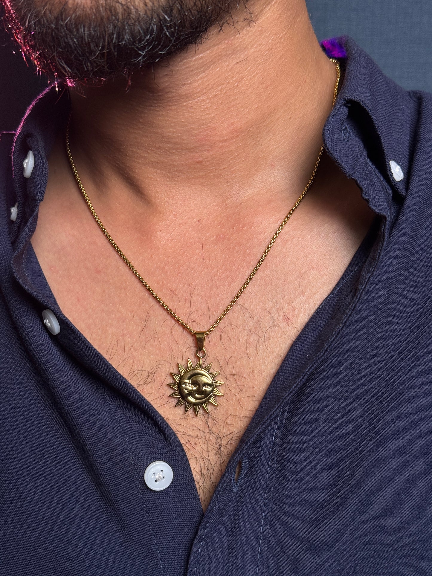 Sun moon round 18k gold plated with r box chain 55 cm