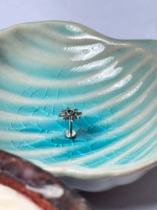 Green Radiance Sun Stud