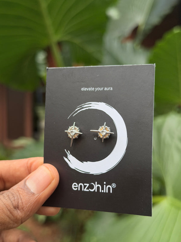Star magnetic studs in white stone