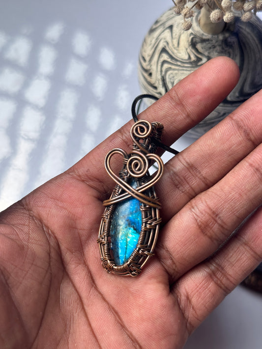 Labradorite oval shape copper wire wrapped necklace