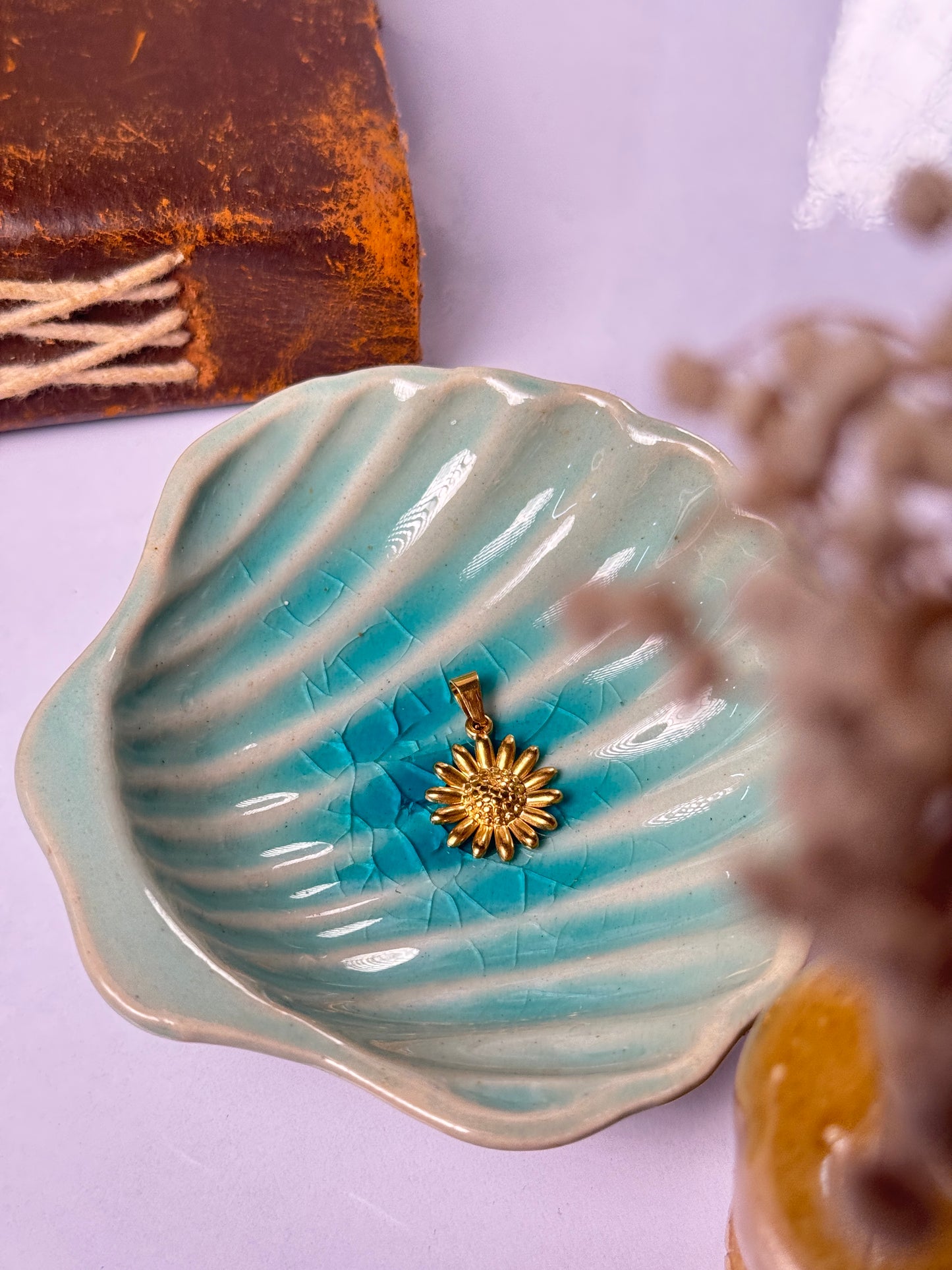 Sunflower stainless steel golden pendant with hook (18k gold-plated )
