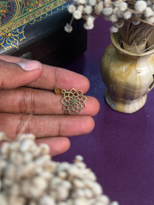 The Crown Chakra Pendant with hook -  Stainless Steel 18 k gold plated