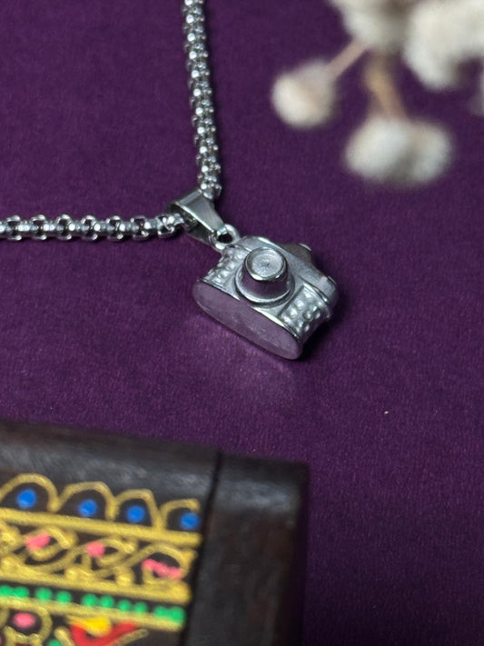 Camera stainless steel silver necklace