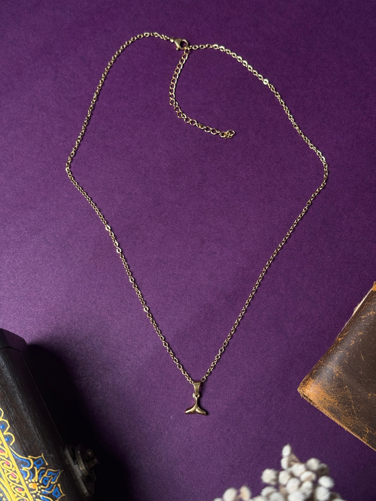 Fish tail 18k gold plated minimal stainless steel necklace