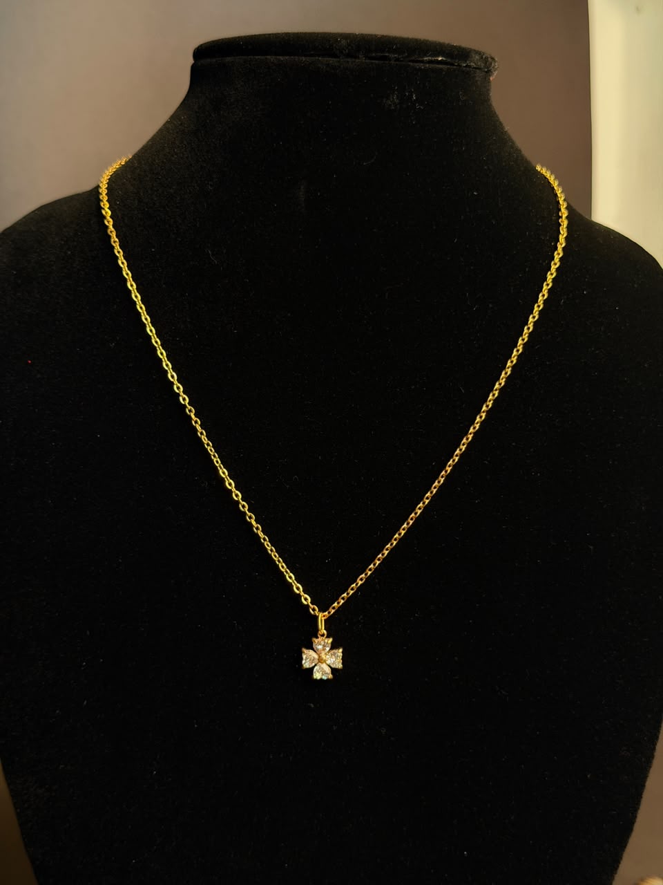 Flower stone stainless steel 18k gold plated chain