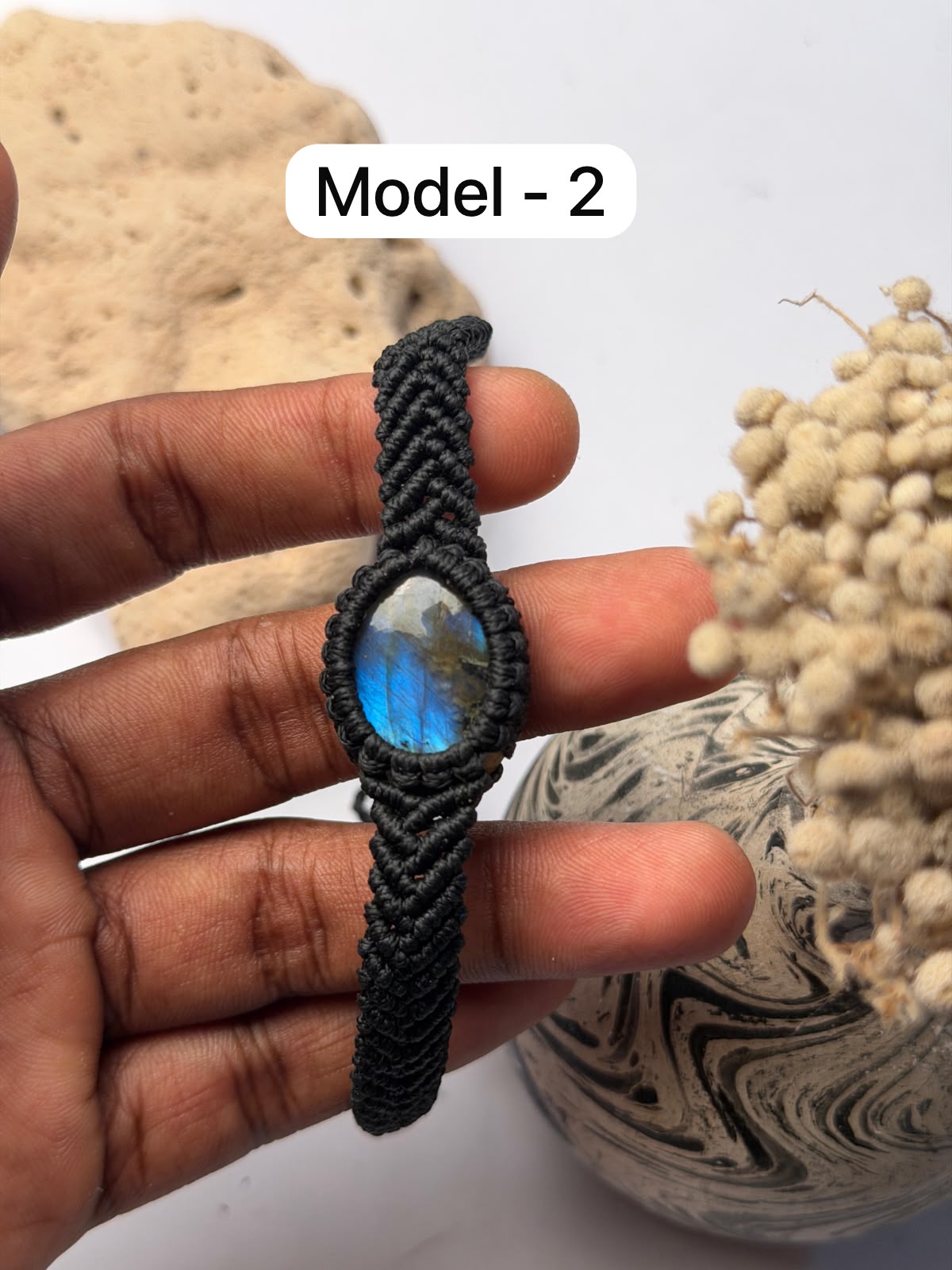 Labradorite stone macrame bracelet