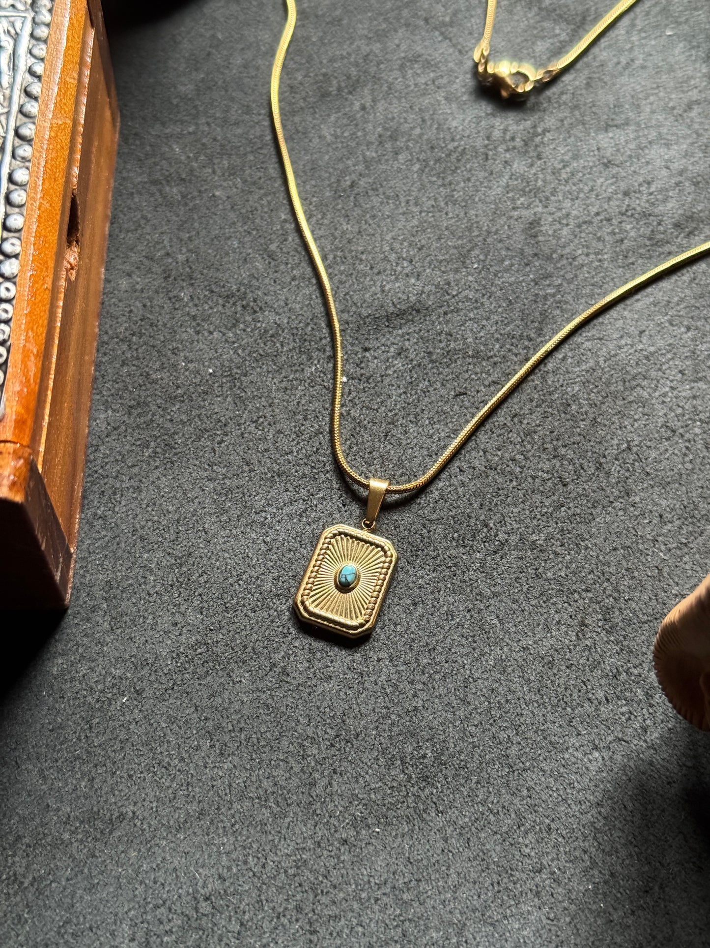 Turquoise stone in box shape 18k gold plated stainless steel necklace 55 cm