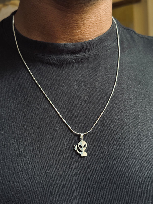 Alien stainless steel silver necklace with 55 cm stainless steel chain