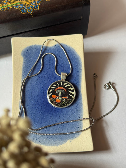 Magic mushroom resin necklace 1.2 mm in 55 cm stainless steel chain