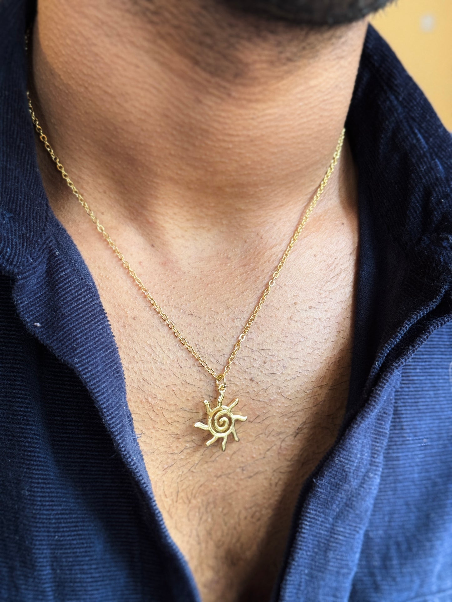 The sun spiral necklace 18k gold-plated