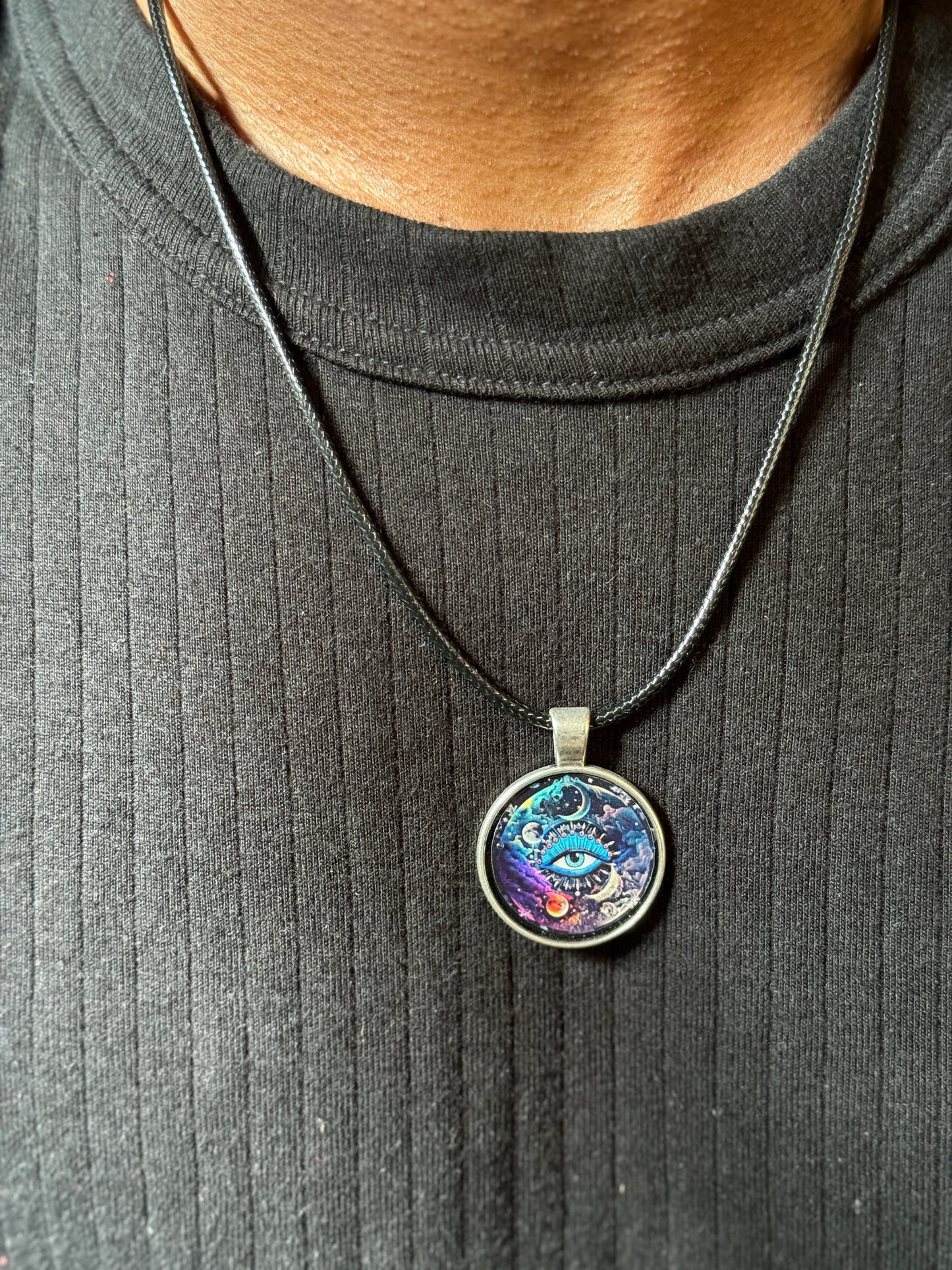 Cartoon eye resin necklace