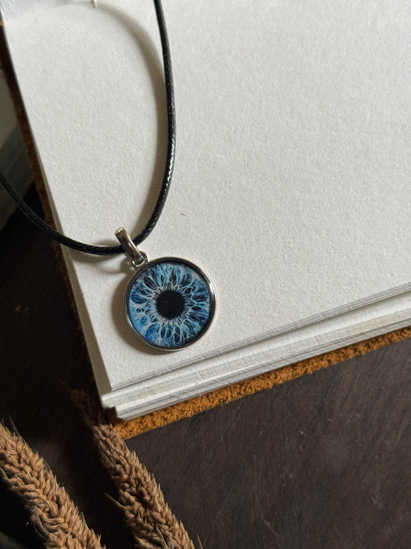 Blue eye resin necklace