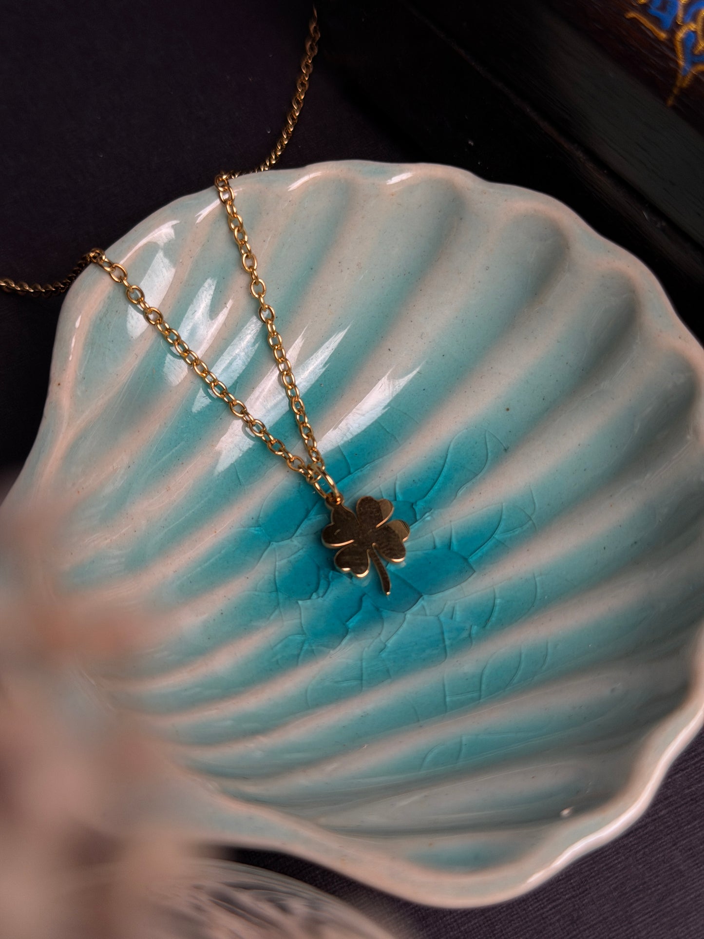 Clover 18k gold plated stainless steel necklace